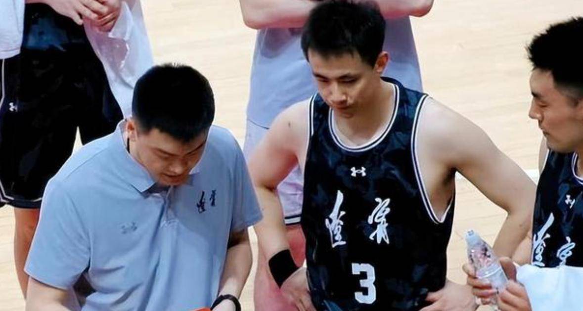 辽宁男篮遭遇惊险挑战，险胜逆转