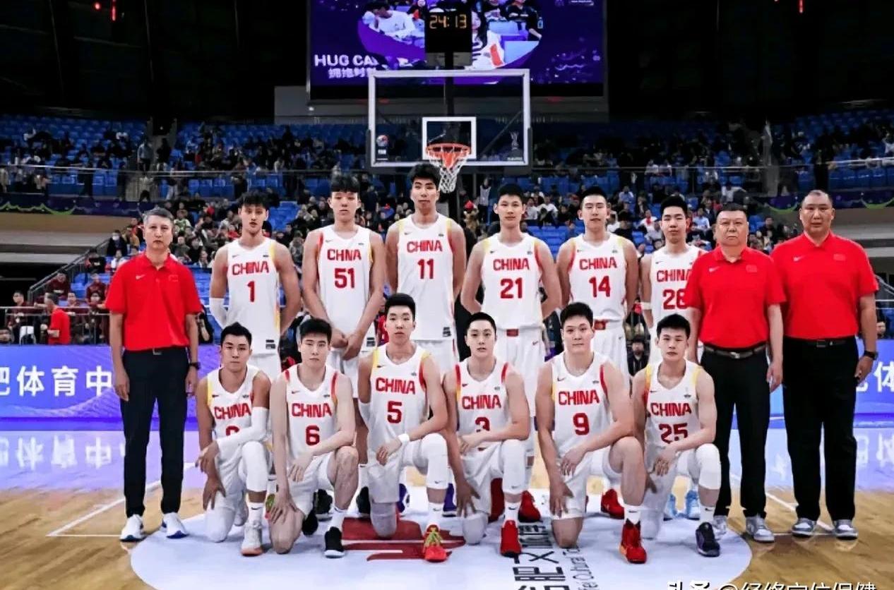 包含精妙配合，锋无懈可击，国家队战胜对手的词条