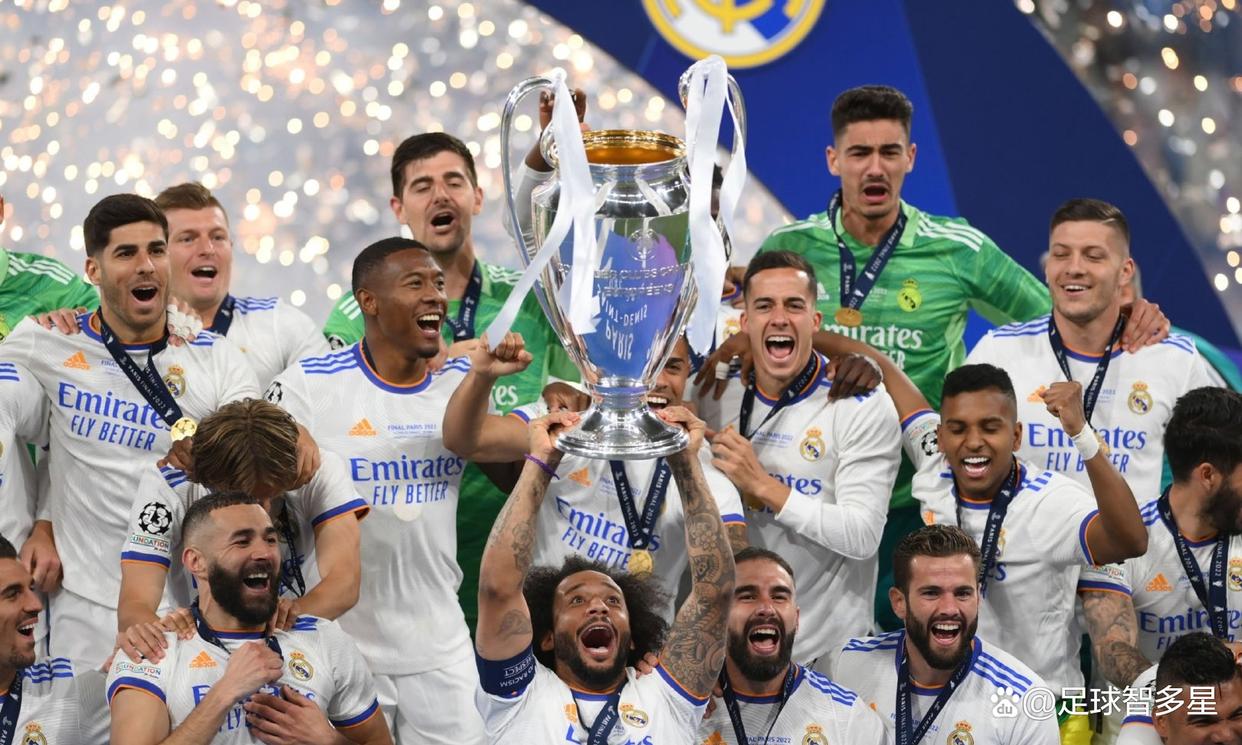 包含皇家马德里门将神勇扑救，助球队保持领先的词条