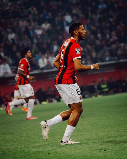 关于里尔1-3尼斯:法甲第11轮最新比赛结果,尼斯客场逆转取胜的信息 关于里尔1-3尼斯:法甲第11轮最新比赛结果,尼斯客场逆转取胜的信息