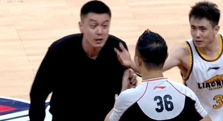 关于精彩对决！双方为取得胜利拼尽全力的信息