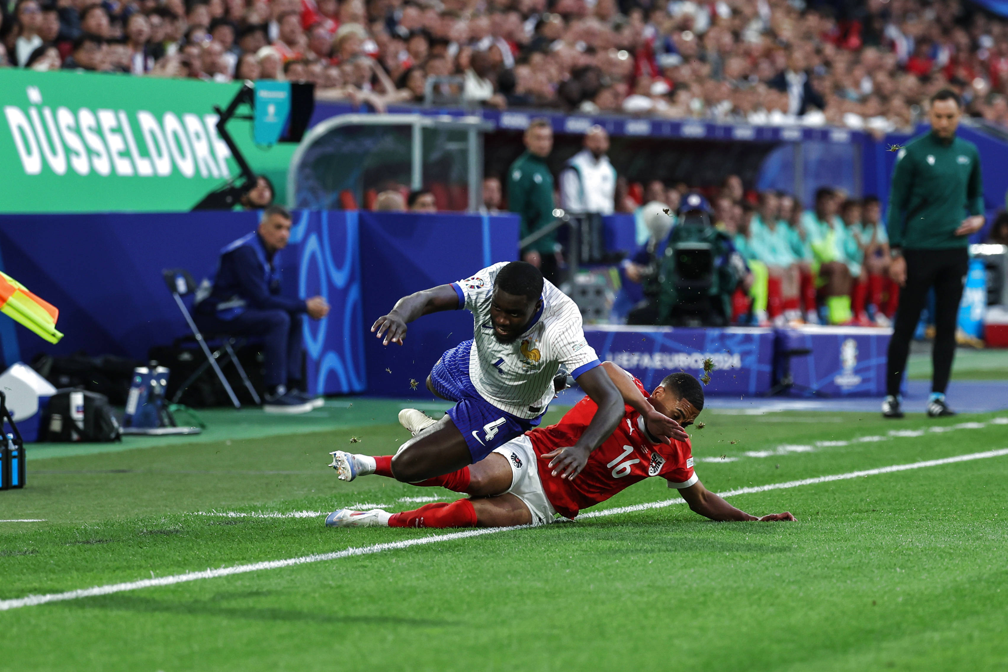 奥地利队在比赛中展现出色水准 奥地利队在比赛中展现出色水准