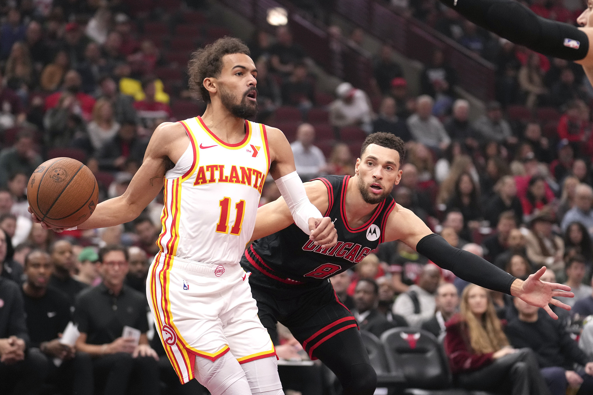 公牛主场不敌骑士,拉文独得分 公牛主场不敌骑士,拉文独得分