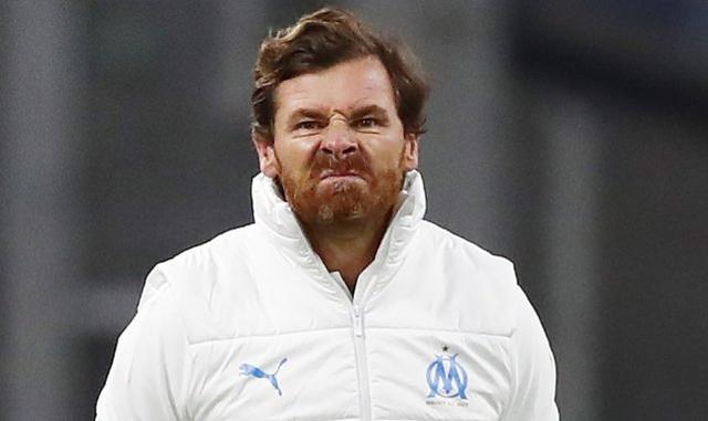 包含尼姆前锋在训练中受伤，需缺席一段时间的词条