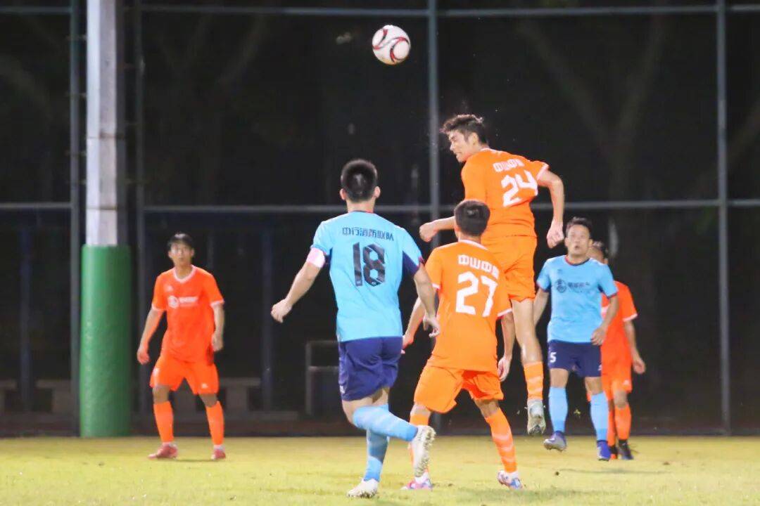 豪门对决！篮球上演世纪大战