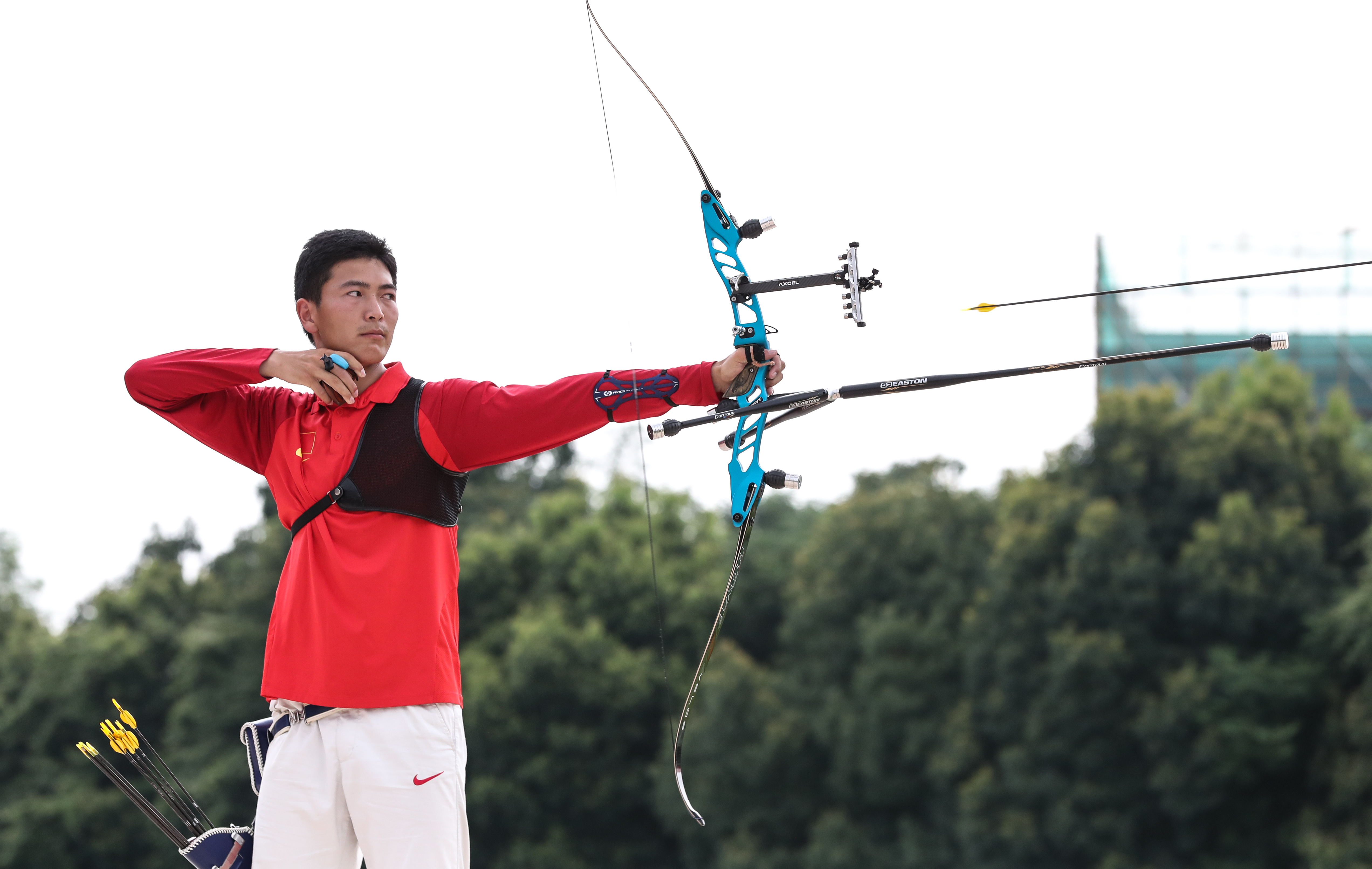 中国选手在射箭比赛中表现出色 中国选手在射箭比赛中表现出色