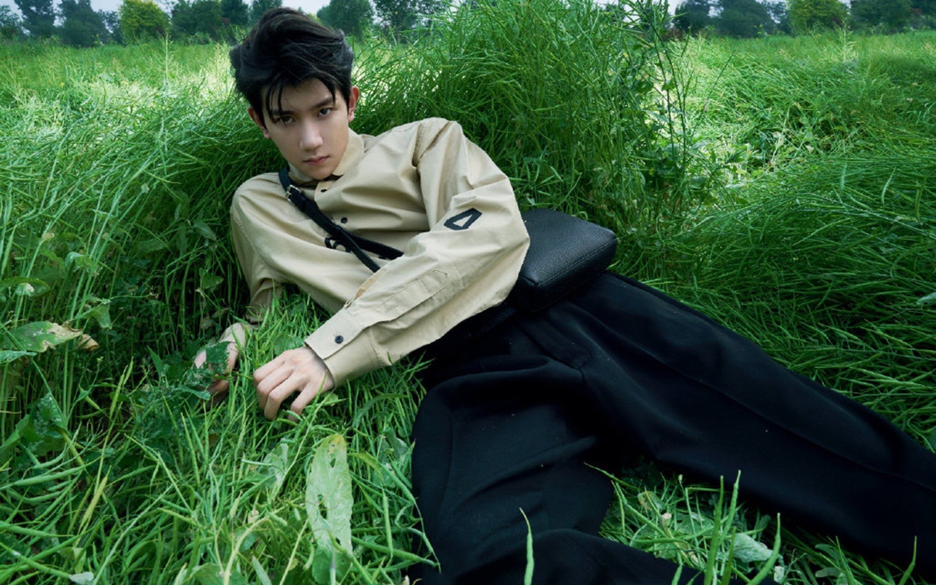 姆巴佩独造三球，皇马客场鏖战力克黄色潜水艇