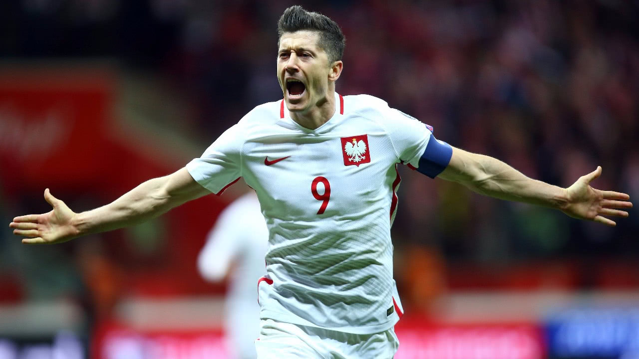 加拿大稳稳拿下日本，莱万成为关键先生