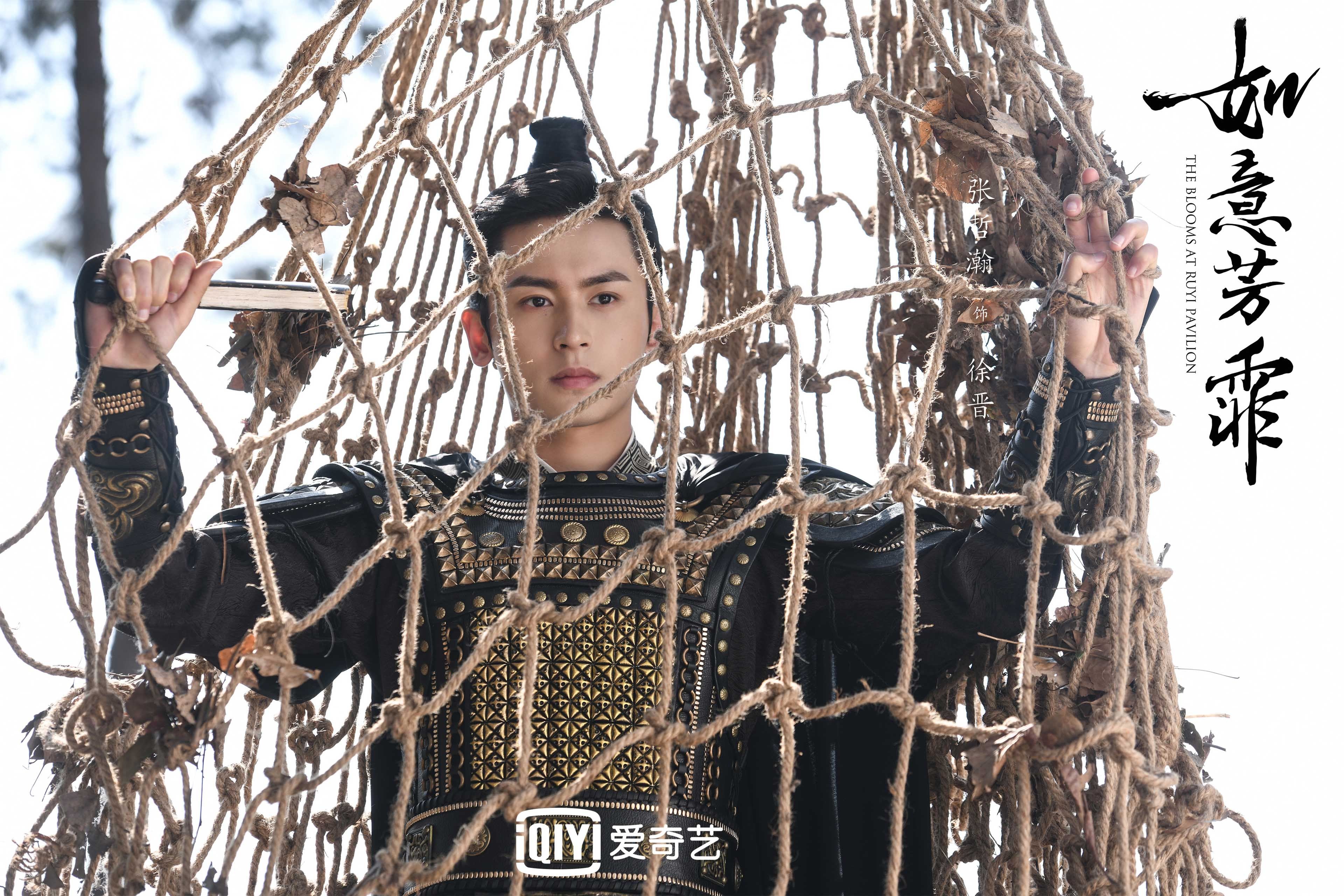 克瓦拉茨赫利亚的魔法VS皇家社会的机器,个人英雄主义与团队铁律的时代交锋